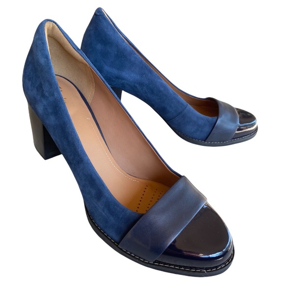Clarks artisan TARAH BRAE NAVY MARINE Suede Sz. 9M